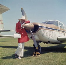 English Record Breaking Aviator Sheila Scott 1969 OLD PHOTO