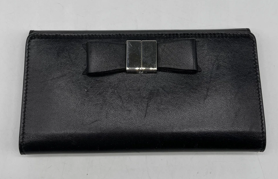 Balenciaga 黑色皮革蝴蝶结银色翻盖矩形钱包  — 第 2/4 张图片