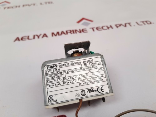 Jumo EM-5 Temperature Controller IP00 - Picture 2 of 7