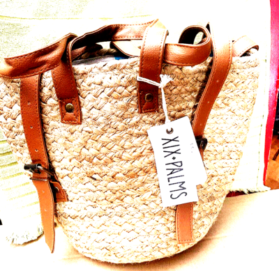 Beachly The Shore Break Picnic Cooler Bag Straw Backpack by  display picture 3