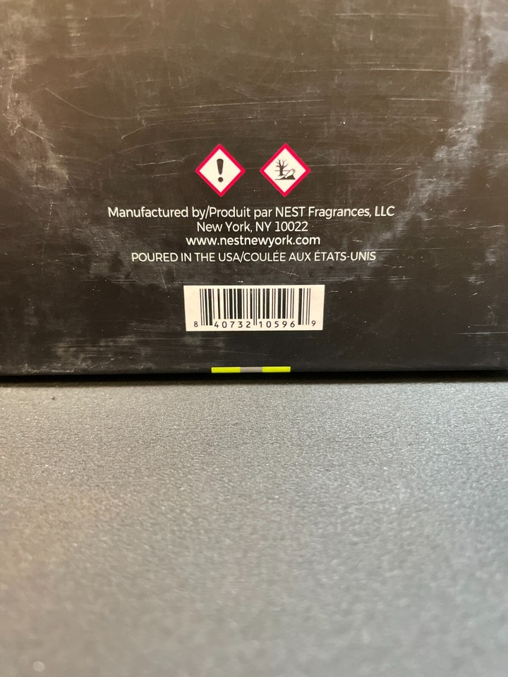 Nest Fragrances New York White Bamboo Scented Candle Bougie Perfume 21.