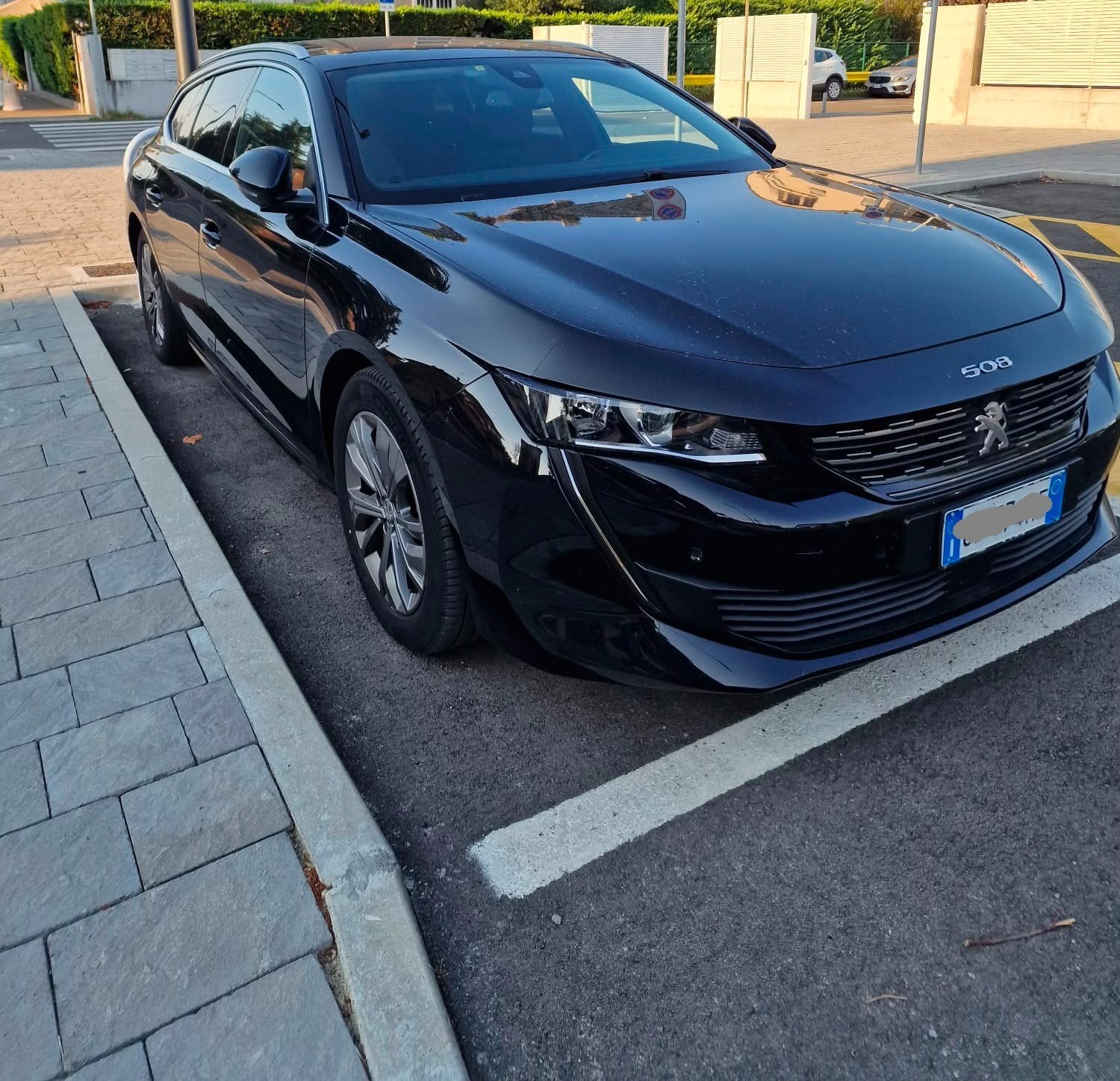 Peugeot 508 BlueHDI EAT 8 130cv