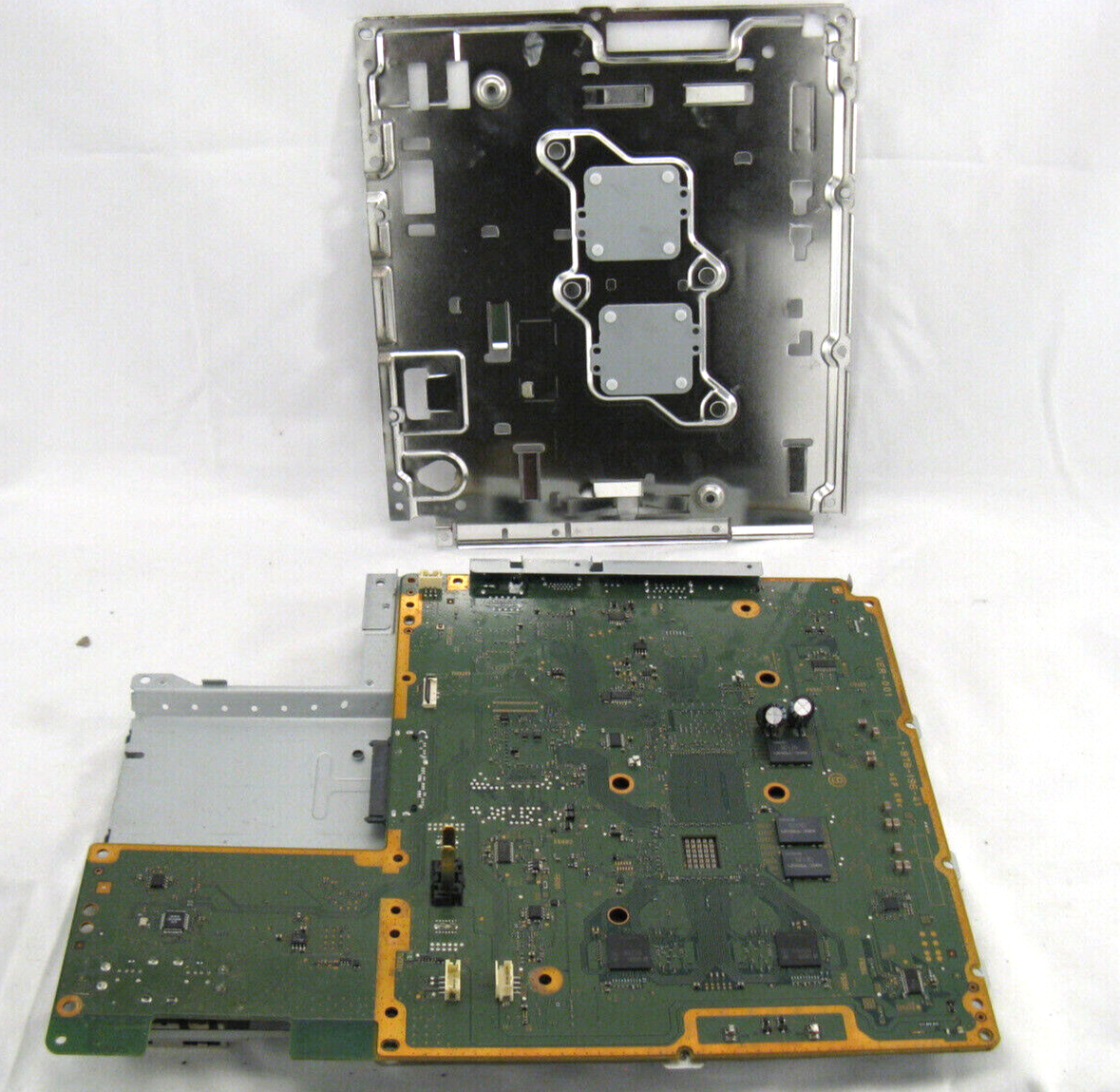BAD PS3 FAT Motherboard and Shields CECHL01 VER 001 See
