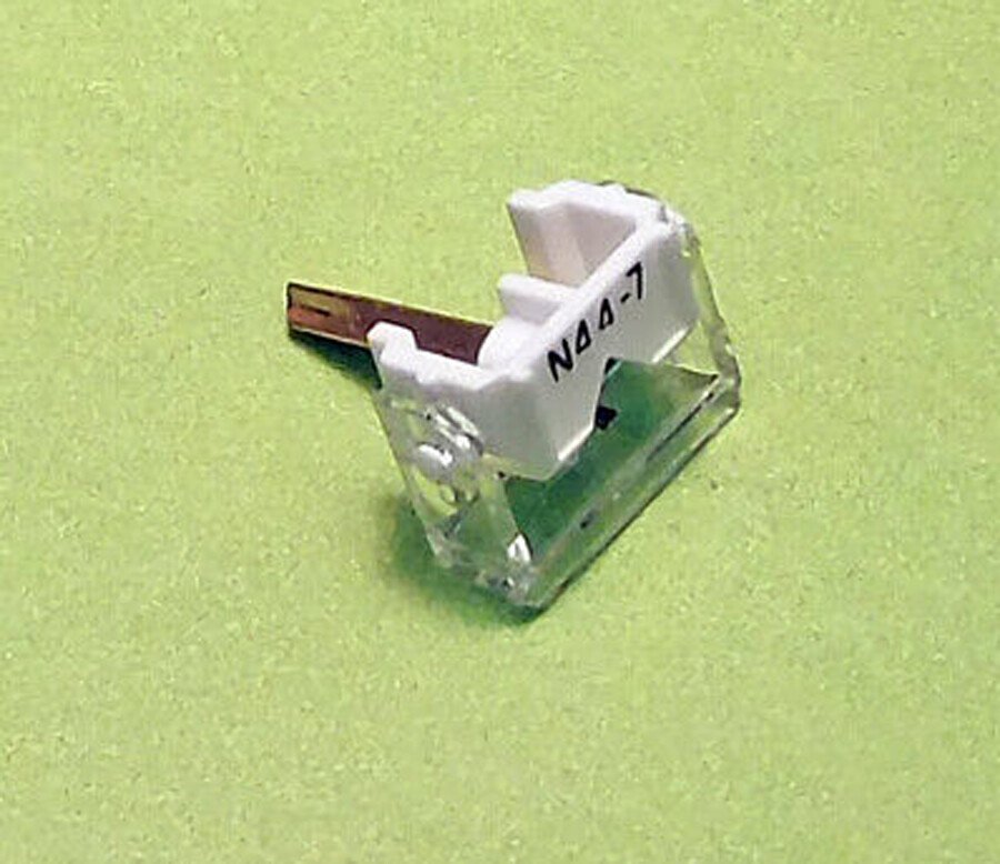 Shure M44-7 M44 N44-7 M55 M80 N44 Turntable Stylus Needle 4759-D7G Replacement-image