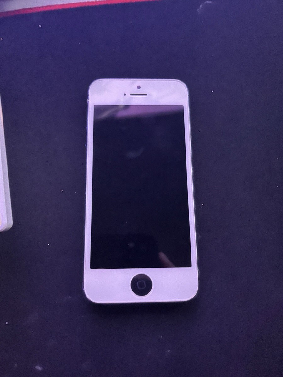 Apple iPhone 5 - 64 GB - White & Silver (Unlocked) for sale online