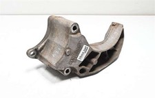 Support moteur Mercedes 200