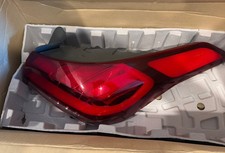 Damaged Hyundai Genesis Sedan G80 2015-17 RH ...