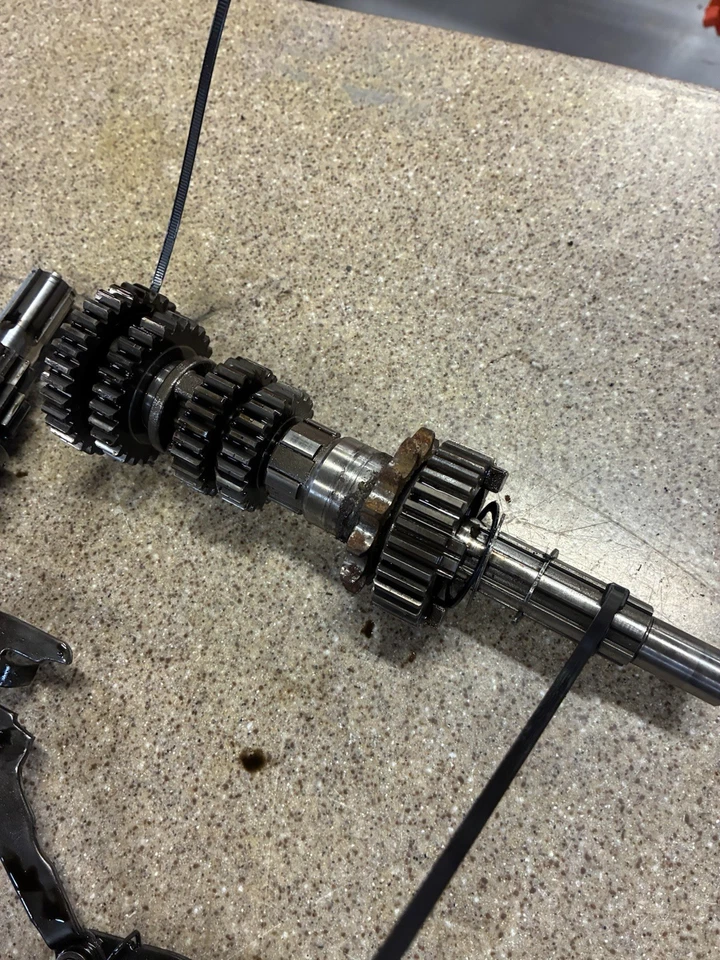 Honda TRX 125 TRX125 1985 transmisión Fourtrax 2854 Foto 4 de 4