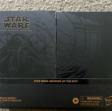 HASBRO NYCC 2025 STAR WARS THE BLACK SERIES MACE WINDU & DARTH SIDIOUS IN-HAND