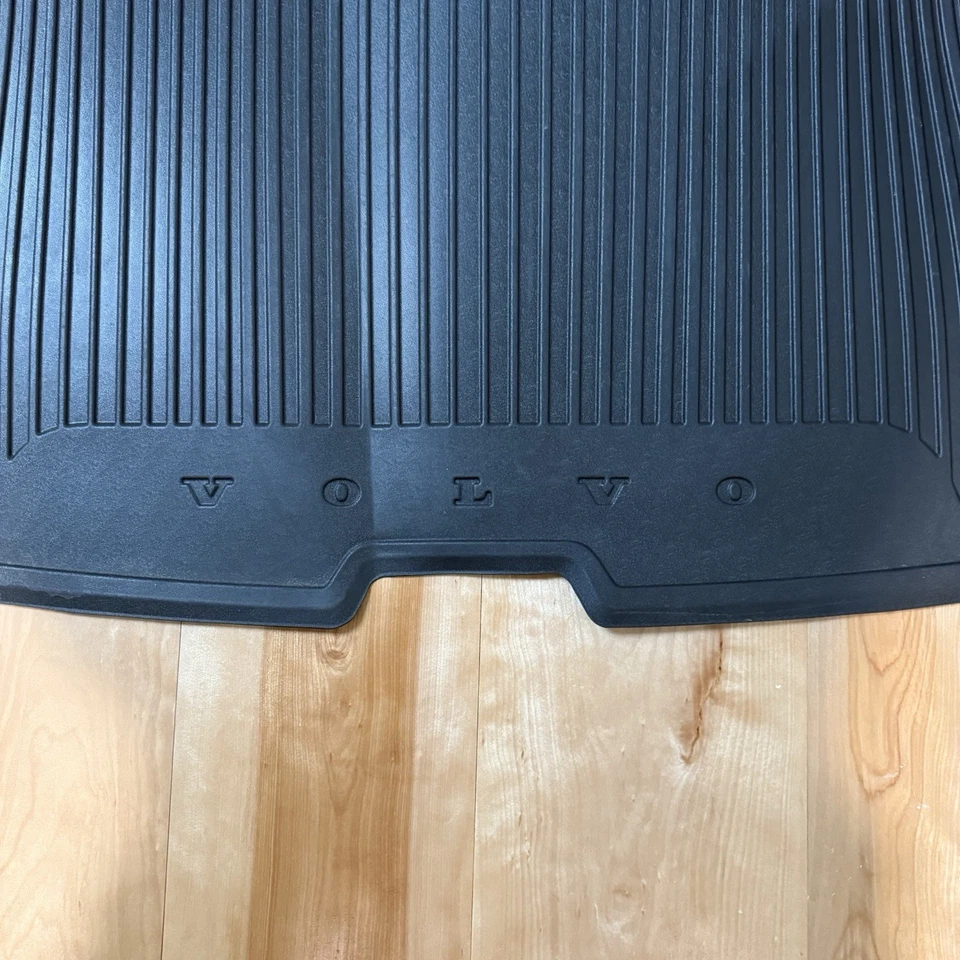 Revestimiento de alfombrilla de goma para maletero Volvo OEM XC90 2016-2025 31435462 Foto 4 de 4