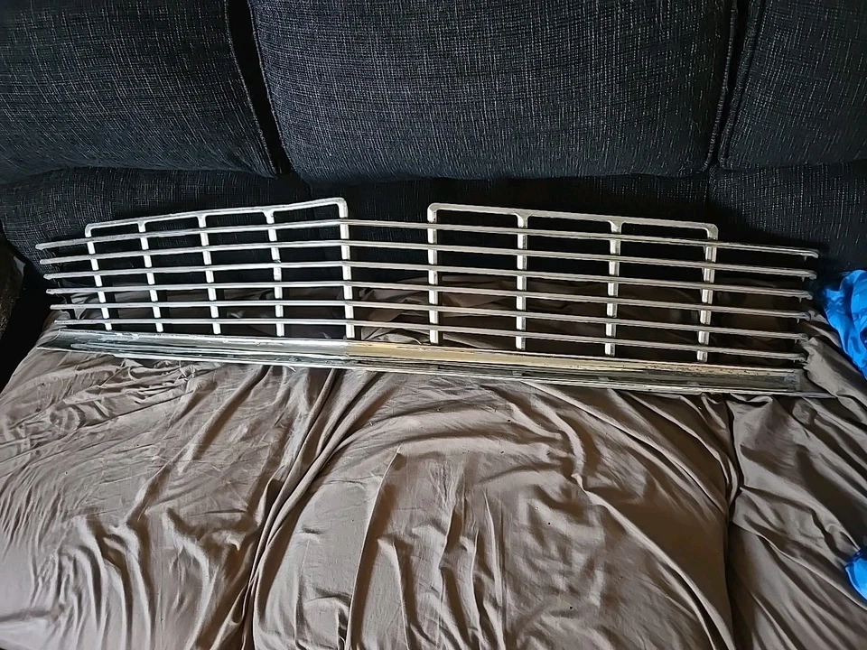 1956 Chevy Belair Nomad 150 210 grade dianteira capota rígida conversível com barra inferior fabricante de equipamento original - Imagem 2 de 4