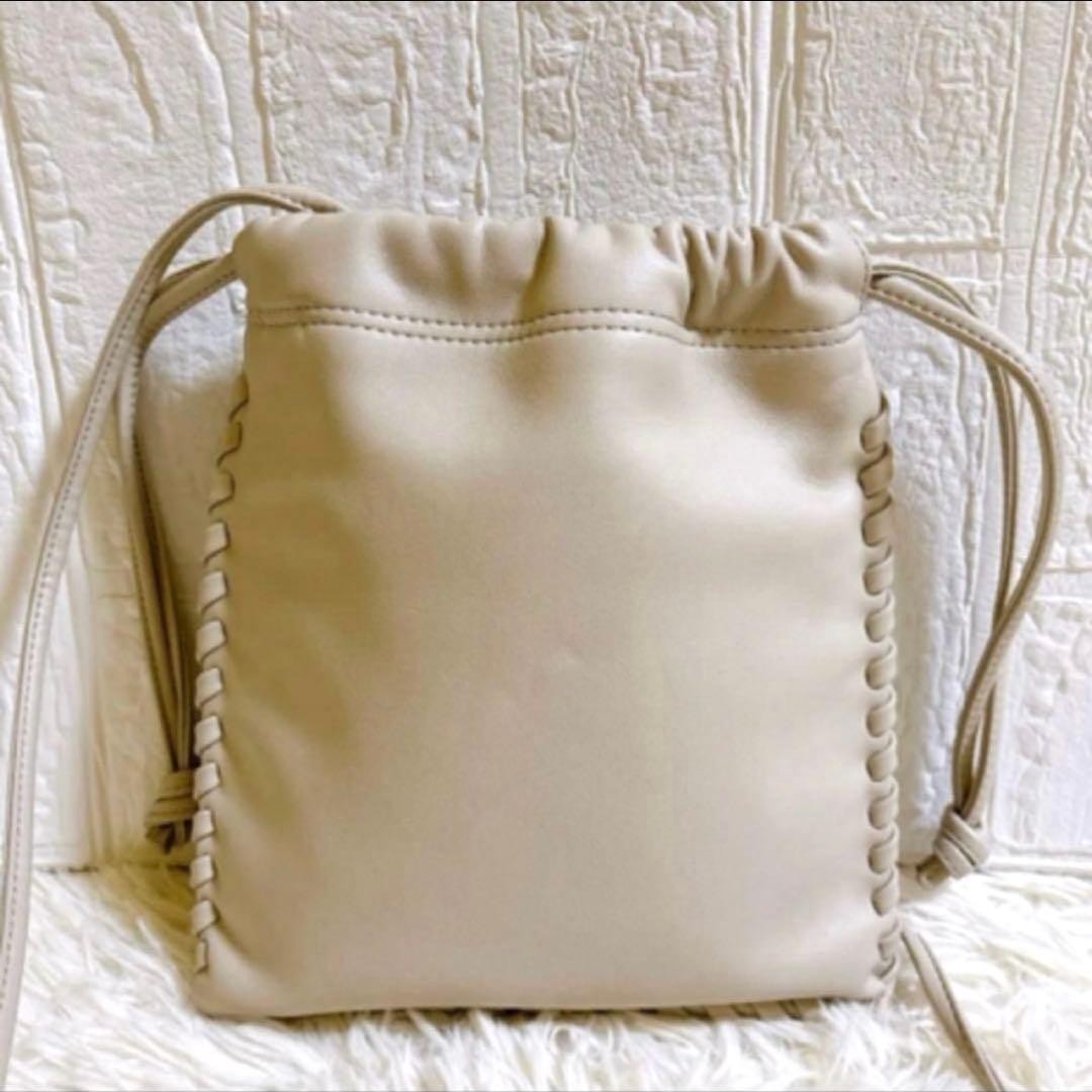 VASIC Wells Mini Mini Leather Drawstring Shoulder… - image 3