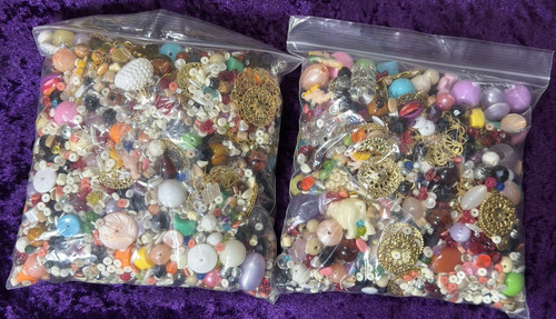 Mixed Loose Beads Lot 4 Lbs Bulk Bead Soup Vtg Jewelry Finding Crafting Pounds A