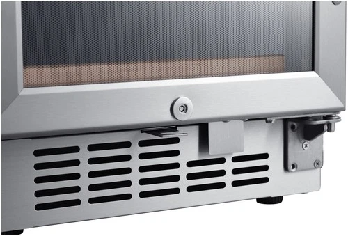 EdgeStar CWR302SZ 15"W 25 Bottle Built-In Single Zone Wine Cooler - Stainless - Picture 10 of 12