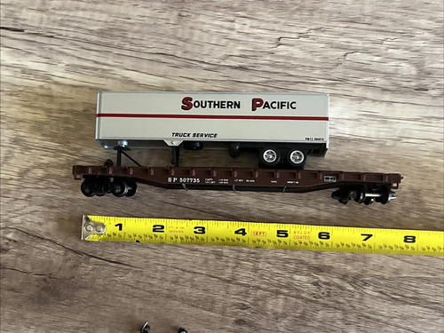 Con-Cor 0001-9279 HO Southern Pacific 54' TOFC Flat car w/Trailer Kit RTR- Read - Afbeelding 18 van 18