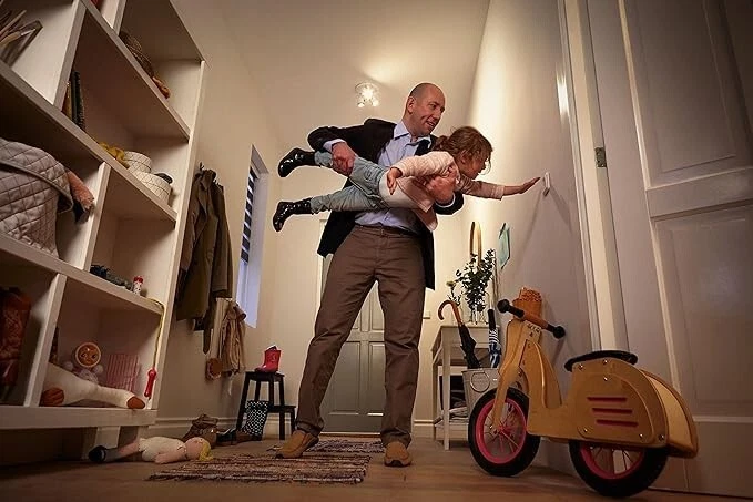 Philips 4.7W GU10 LED Warm White COB Spot Bulb Energy Saving 2700K Indoor - Image 4 of 4