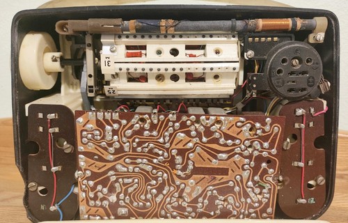 VEF-SPIDOLA a Vintage 1965 Soviet Latvian Russian Radio Receiver USSR СПИДОЛА - Picture 14 of 17