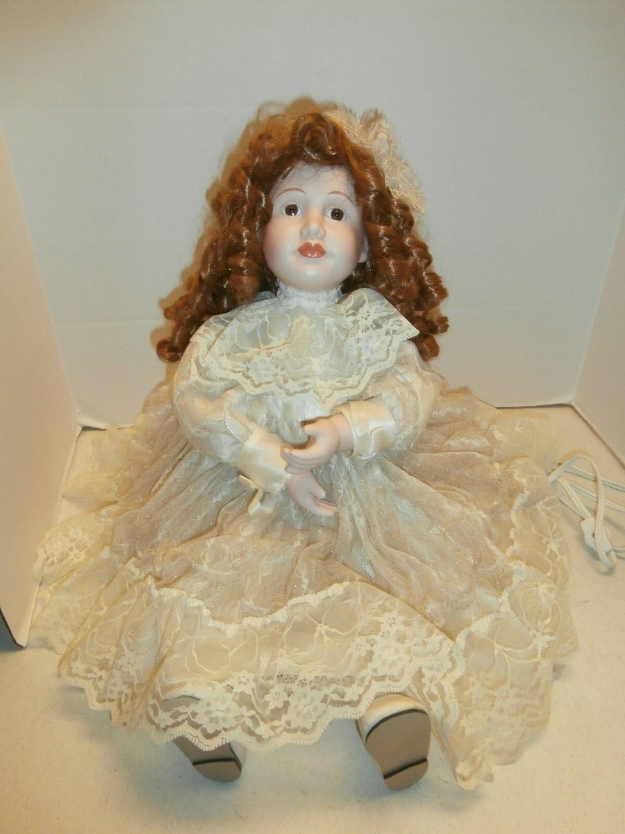 ANTIQUE/VTG ANIMATRONIC BISQUE PORCELAIN DOLLVICTORIAN LACE DRESS