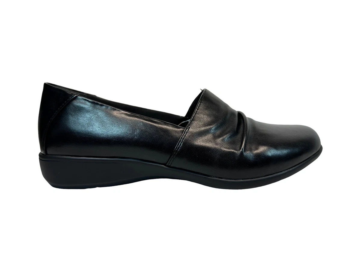 Baretraps Women s Shoes Black Leather Man made Greta Loafers Size 7.5 M