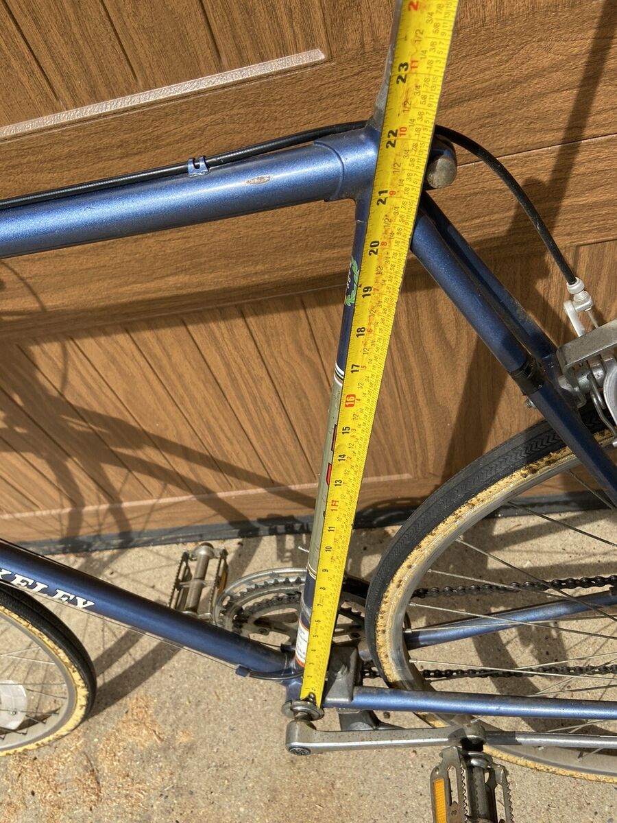 Vintage FUJI Berkeley Frame Set Bicycle with VALite 414 Vintage FUJI Berkeley Frame Set Bicycle with VALite 414
