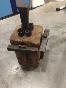 Incudine Battifalce Tipo 'Reggio Emilia' Art. 701 - Acciaio Forgiato Con Dente Per Lavorazioni - Foto 3