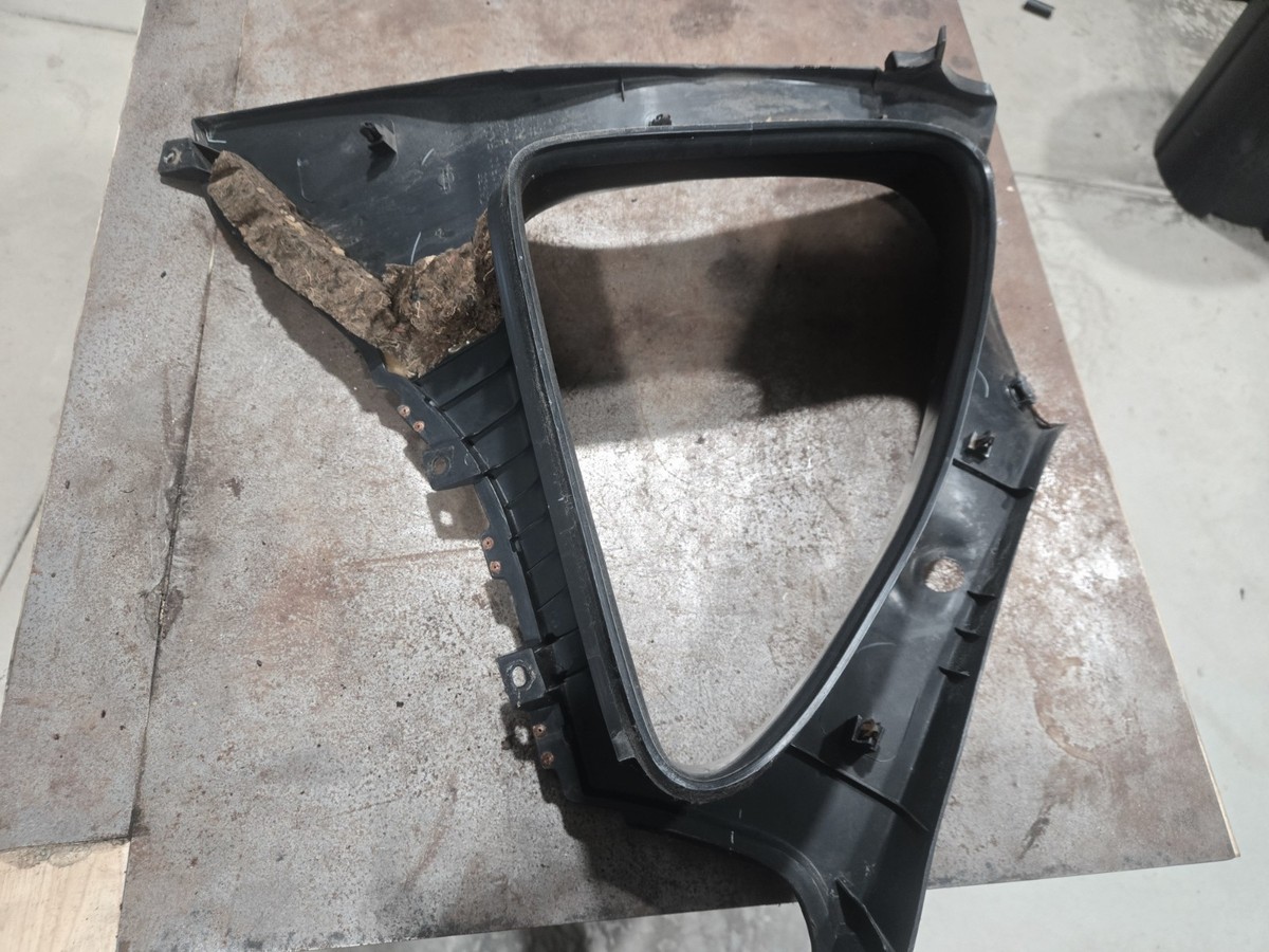 90-96 Nissan 300zx Z32 2+0 Left Right Side Quarter Window Trim
