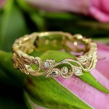 Beautiful Women Flower Shape Filigree Dainty Band Ring 14K Yellow Gold Finish