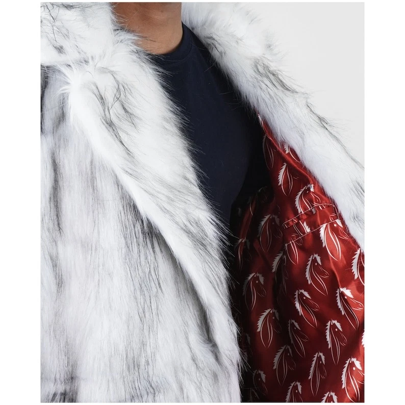 Abrigo de piel sintética blanco Ryan Gosling Ken | Juegos con disfraces inspirados en la película de Barbie Ken Fur Foto 2 de 4