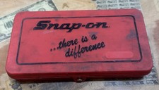 Snap-on Td2425 41-piece Sae Tap And Die Set W Red Blow-molded Case Snap-on Td2425 41-piece Sae Tap And Die Set W Red Blow-molded Case