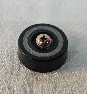 Sears TeleCaption 564 Solid State Electronics Era BOTTOM FOOT w Screw
