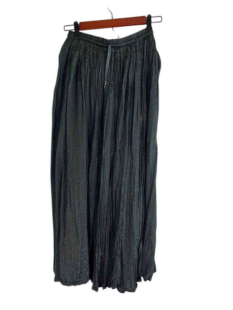 Neutral Floral Crinkle Maxi Skirt Black M Boho Indie Festival Grunge Hippie Chic