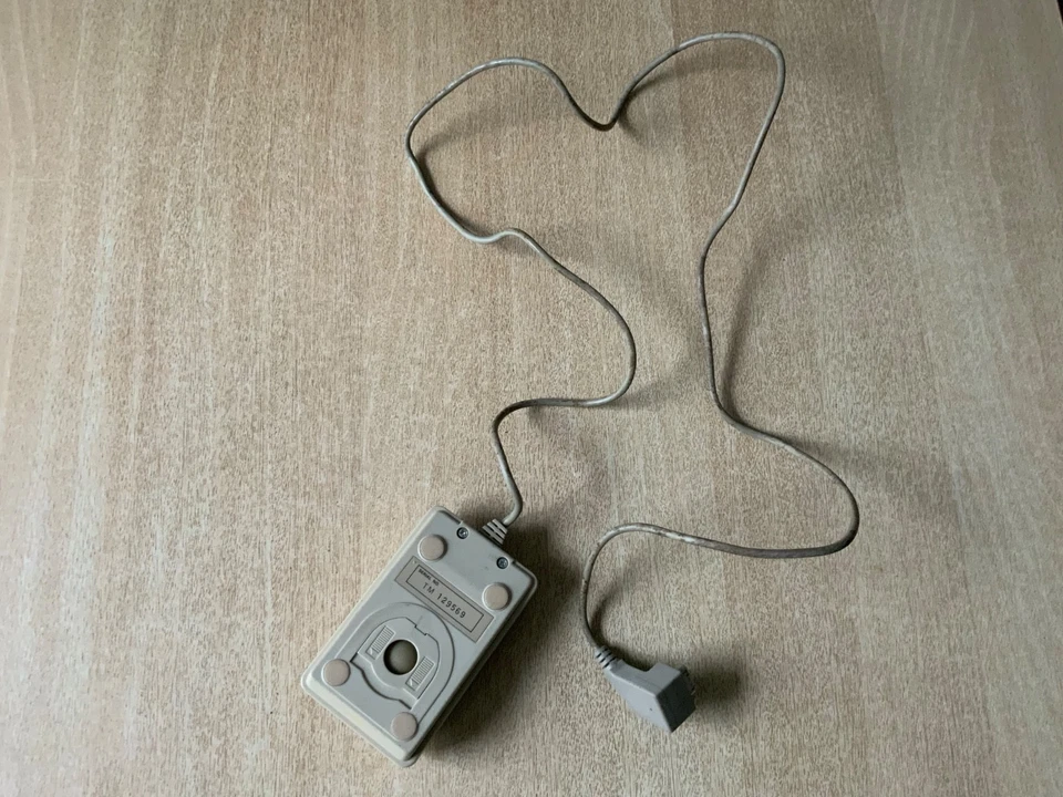 Winkelmaus für AMIGA 1000 - Bild 2 von 2