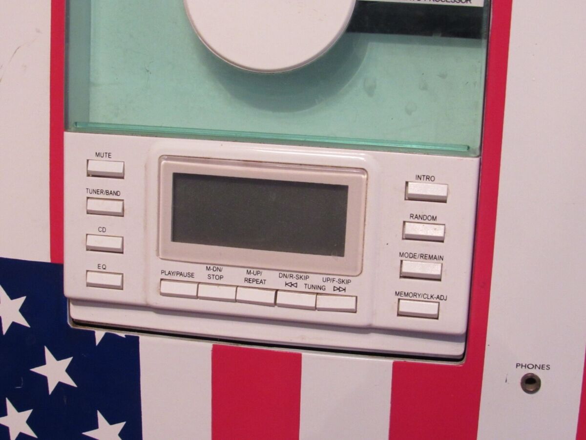 Vtg CROSLEY Radio CD Guitar Shaped American FLAG Model #GT1 Vtg CROSLEY Radio CD Guitar Shaped American FLAG Model #GT1