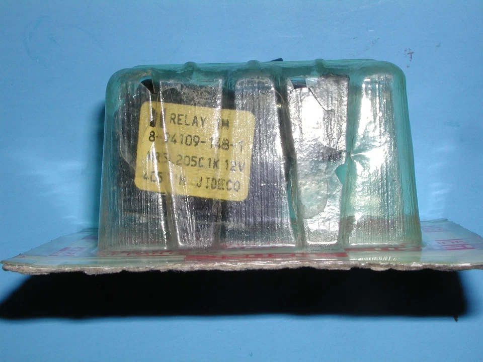 GM 94109148 Condensor Cooling Fan Relay 85-89 Chevrolet Spectrum - Image 2 of 4