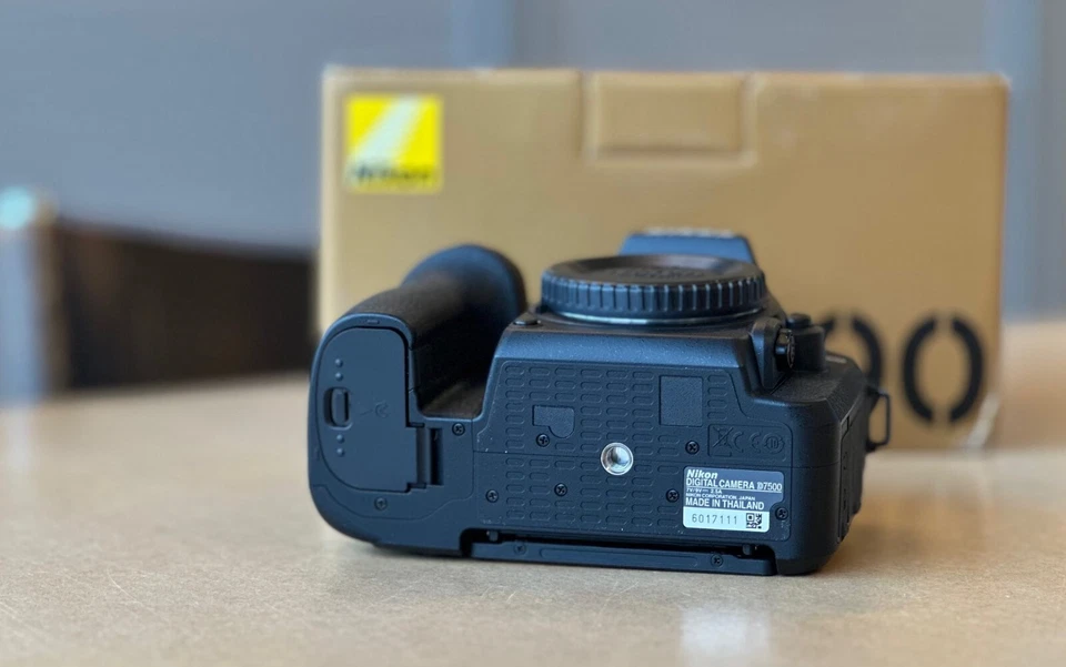 Nikon D7500 Gehäuse Aussteller (Inkl Ausw. MwSt) v händler Private-fotografie.nl - Bild 4 von 4