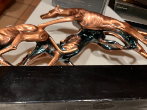 SCHÖNE ANTIKE REPRODUKTION 3 WHIPPET RENNHUNDE BRONZE STATUE SKULPTUR - Bild 7 von 8