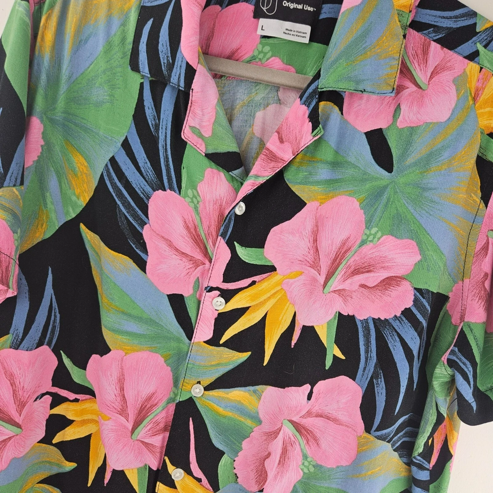ORIGINAL USE Bright Hawaiian Shirt Floral Mens L Short Sleeve Cool Rayon Travel