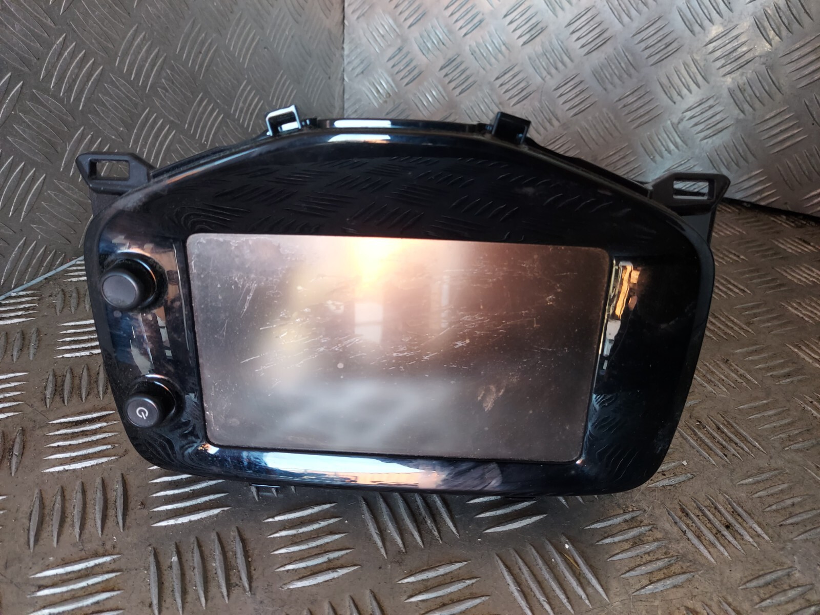 Picture 1 of 5