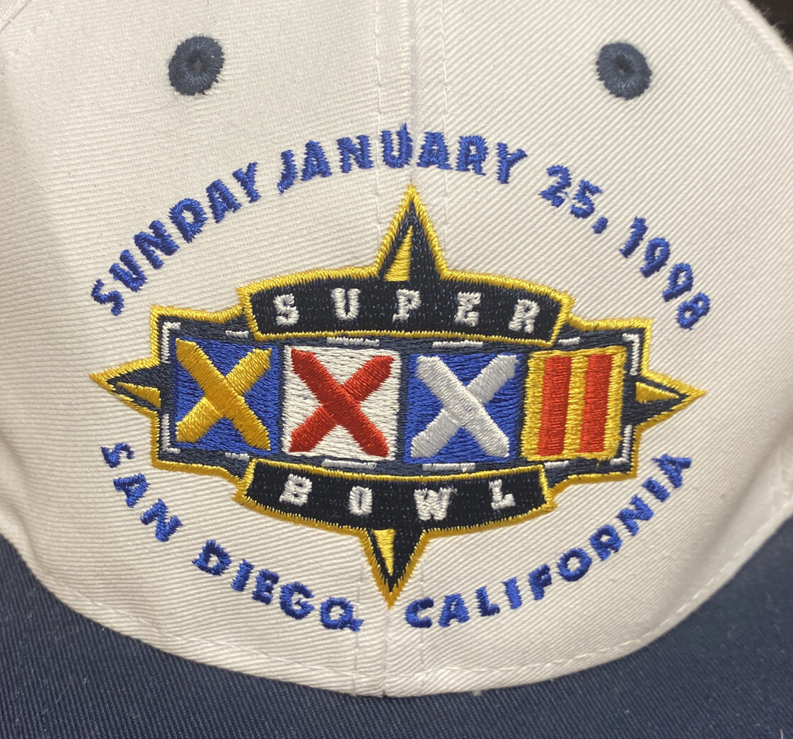 Vintage Green Bay Packers Super Bowl XXXII San Diego CA NFL Logo 7 SnapBack Hat