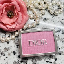 Dior Rosy Glow Blush 001 Pink. Gorgeous Color. New