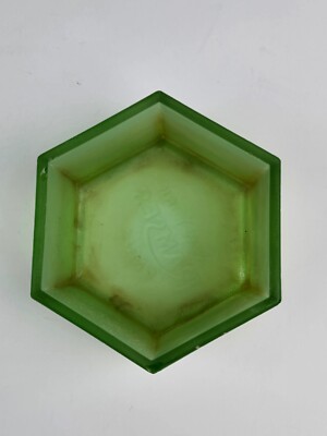 New York Ramses Green Frosted Glass Powder Jar Art Deco Hexagon -has chip