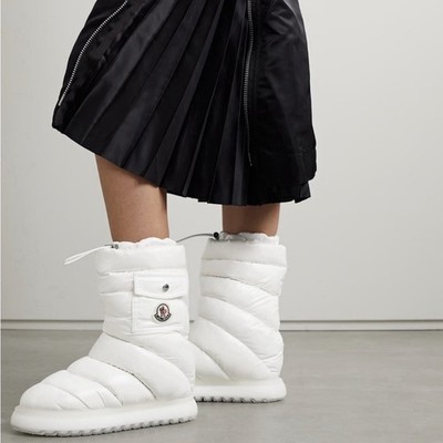 Moncler Gaia Down Snow Boots 37/7 US 