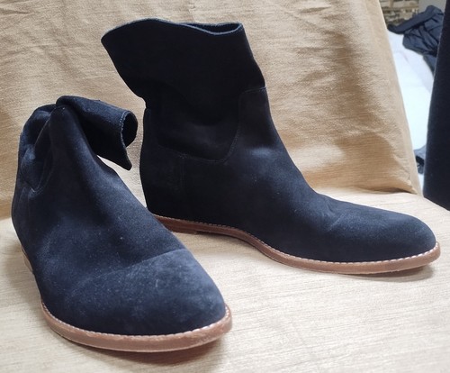 Size 9 M Women Shoes Vince Vero Cuoio Flat Ankle Bootie Black Suede - Picture 4 of 10