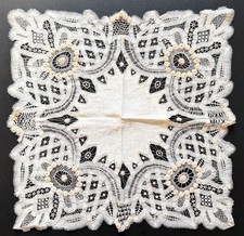 INTRICATE ANTIQUE HAND MADE LACE BRIDAL HANDKERCHIEF VINTAGE WEDDING EMBROIDERED