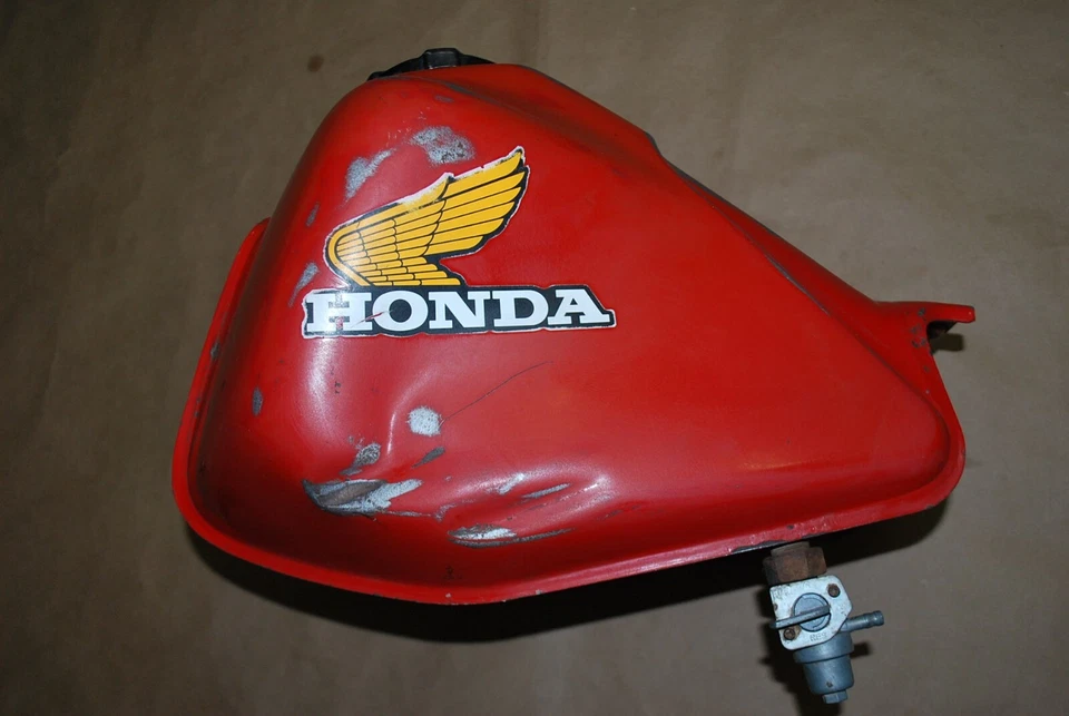 Honda XL250R 1984 tanque de gasolina con tapa y llave Foto 4 de 4