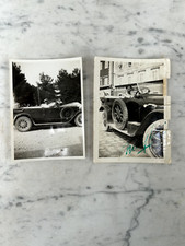 COPPIA VECCHIE FOTOGRAFIE ANNI 30 AUTOMOBILI ISTRIA OLD PHOTOGRAPH