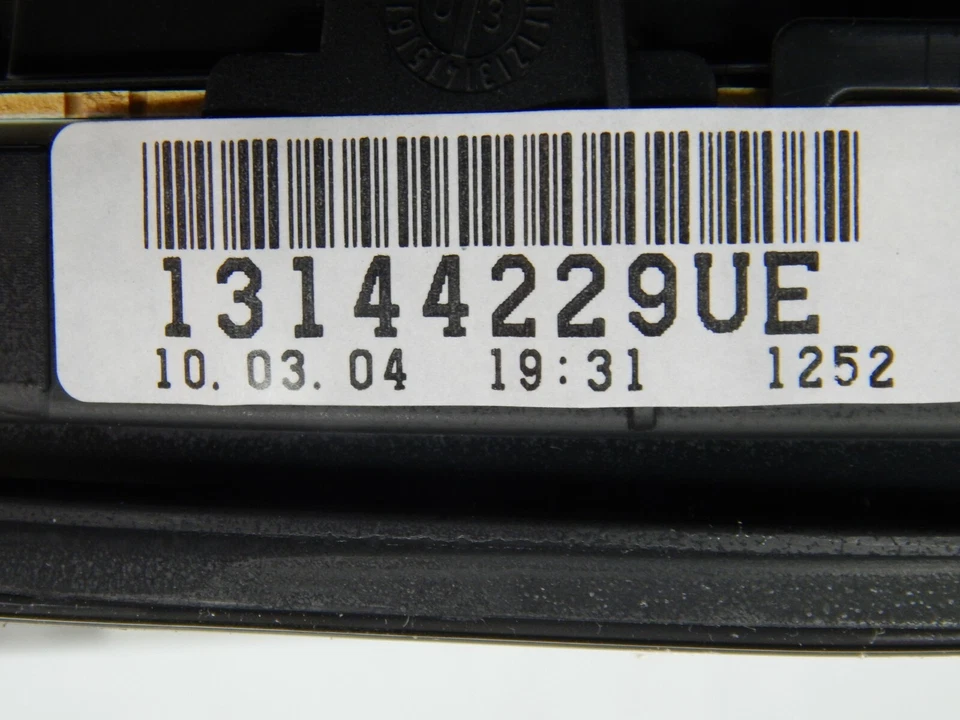 Opel Vectra C 2,2 Direct Tachimetro Strumento Combinato 13144229UE 247001 - Immagine 4 di 4