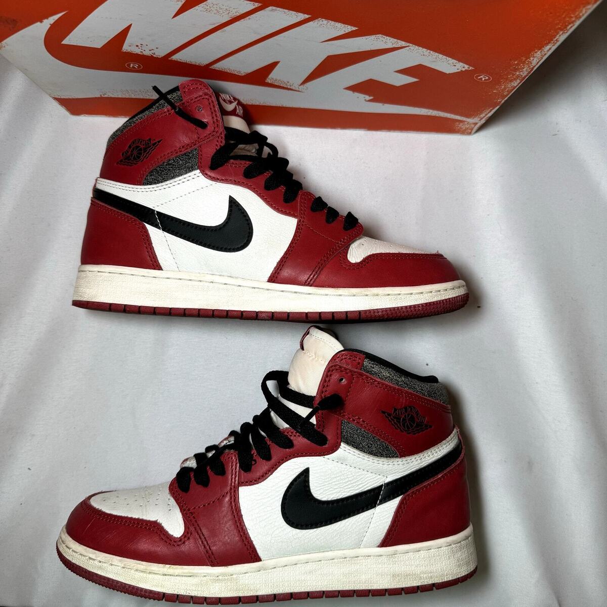 Nike Air Jordan 1 Retro High OG GS Chicago Lost & Found Nike Air Jordan 1 Retro High OG GS Chicago Lost & Found