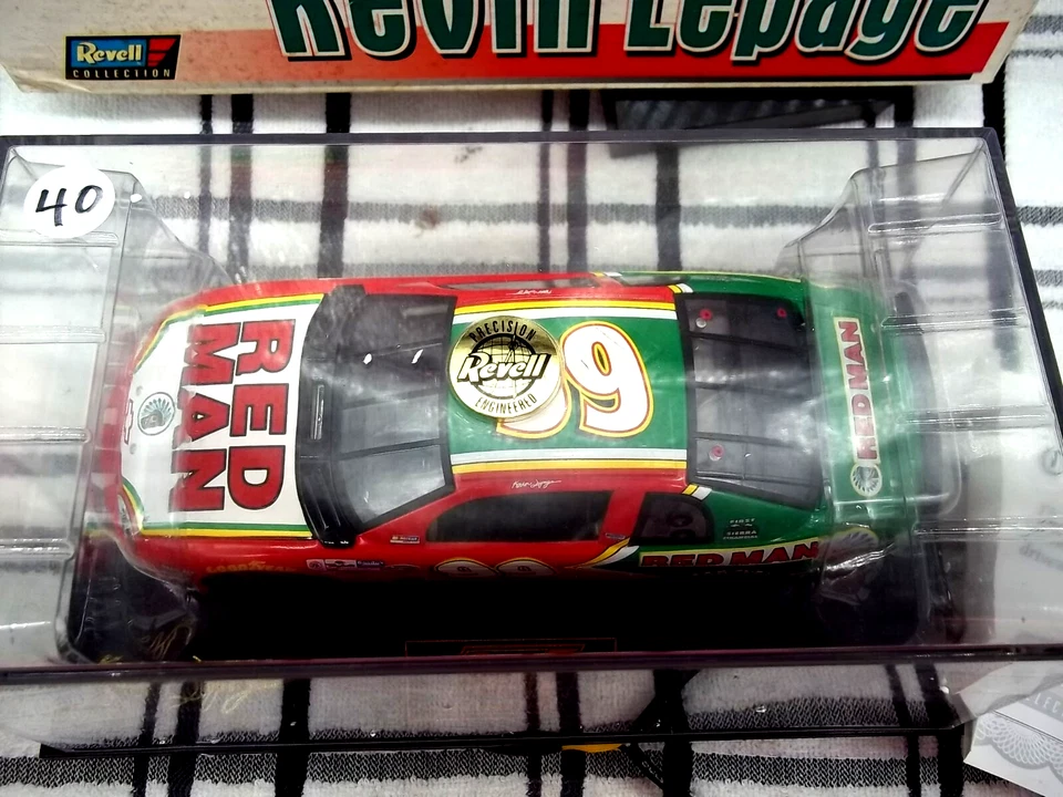 Kevin LePage 1999 Red Man Racing Monte Carlo 1:24 Revell NASCAR (KK-3) Foto 4 de 4