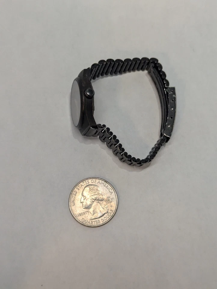 Reloj Mujer LVMH FRED Paris Negro Años 80 5 Joyas Cuarzo Movimiento Suizo Foto 4 de 4